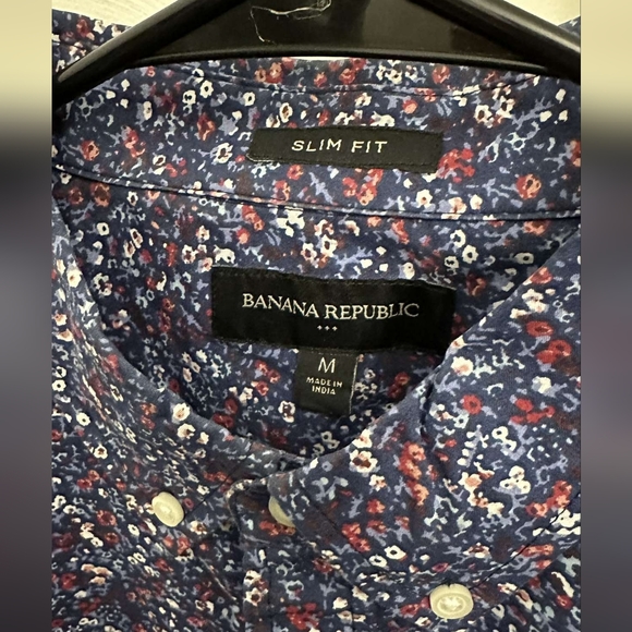 Banana republic button up - Picture 2 of 3